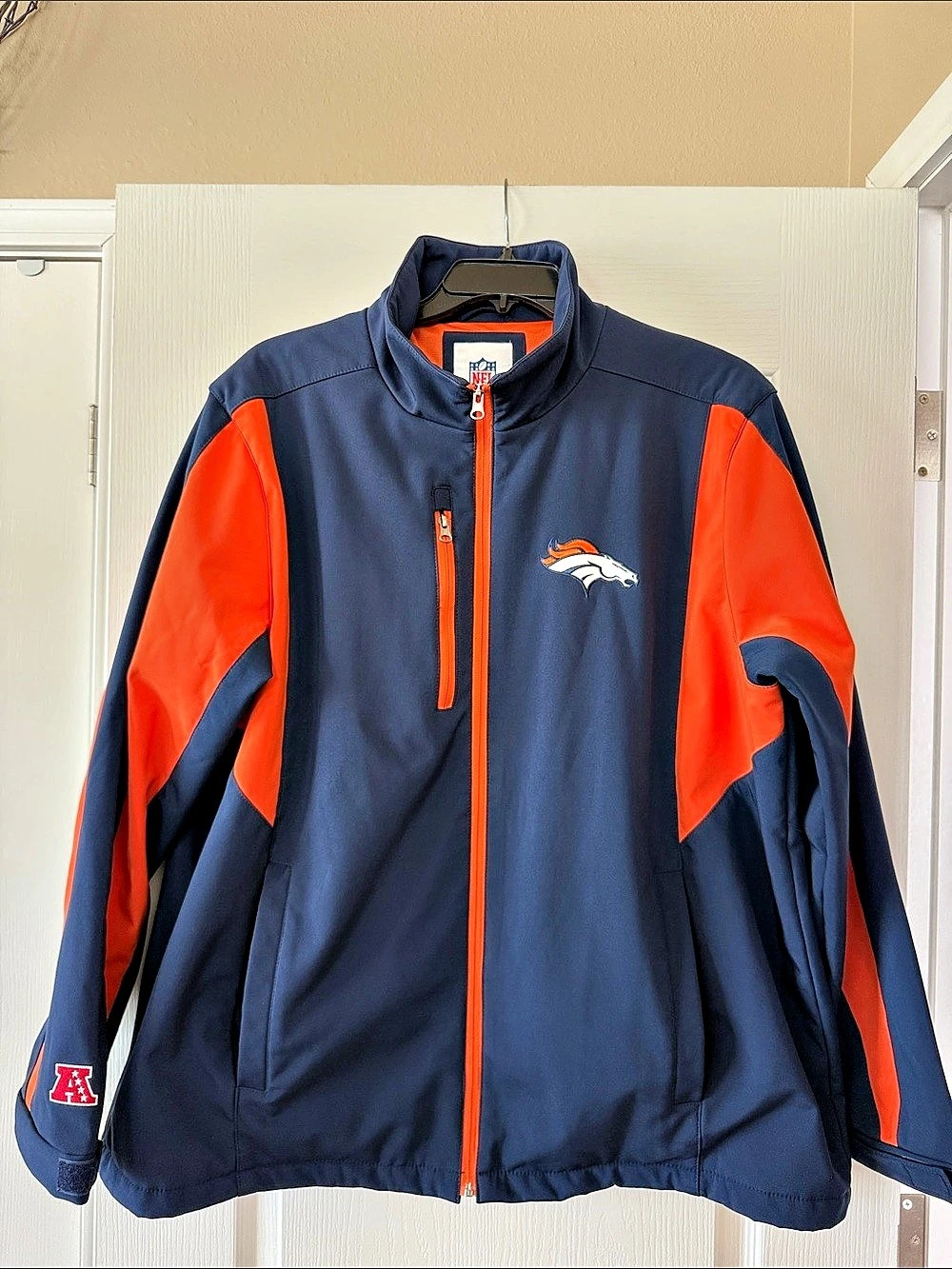 NFL Broncos Color Block Jacket Size XXL Like New